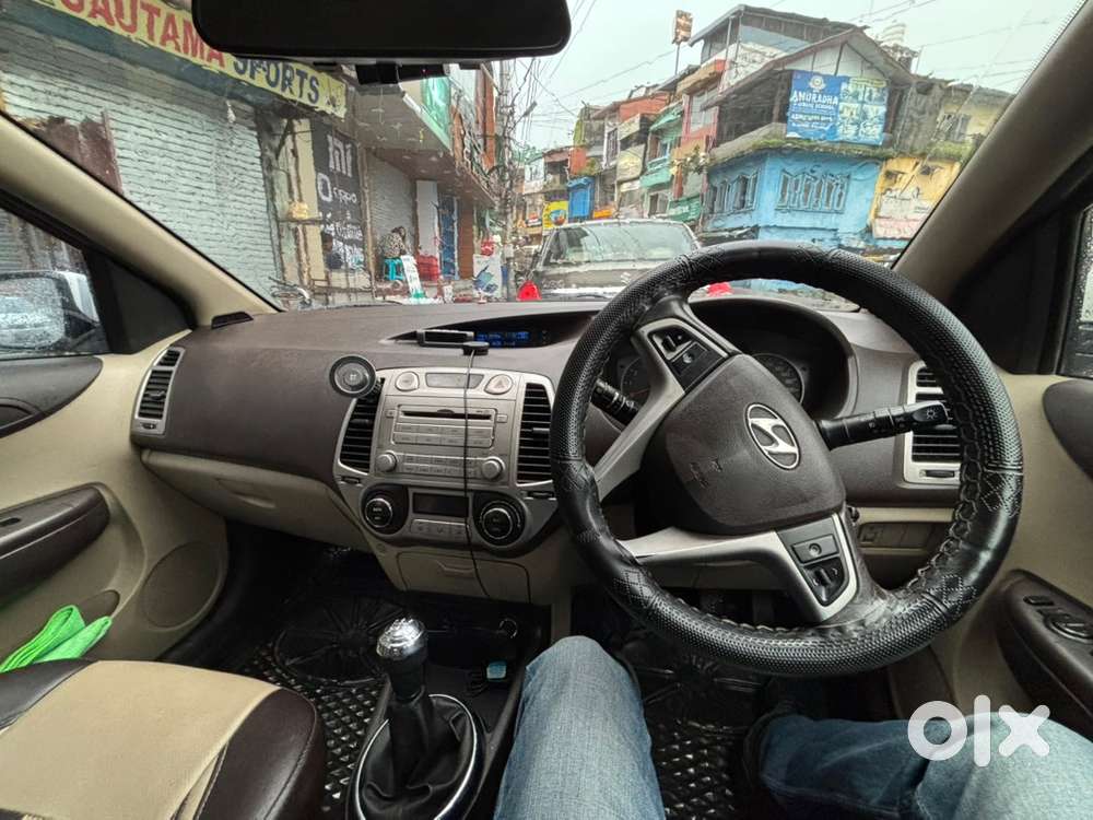 Hyundai I20 Petrol Manual 2011