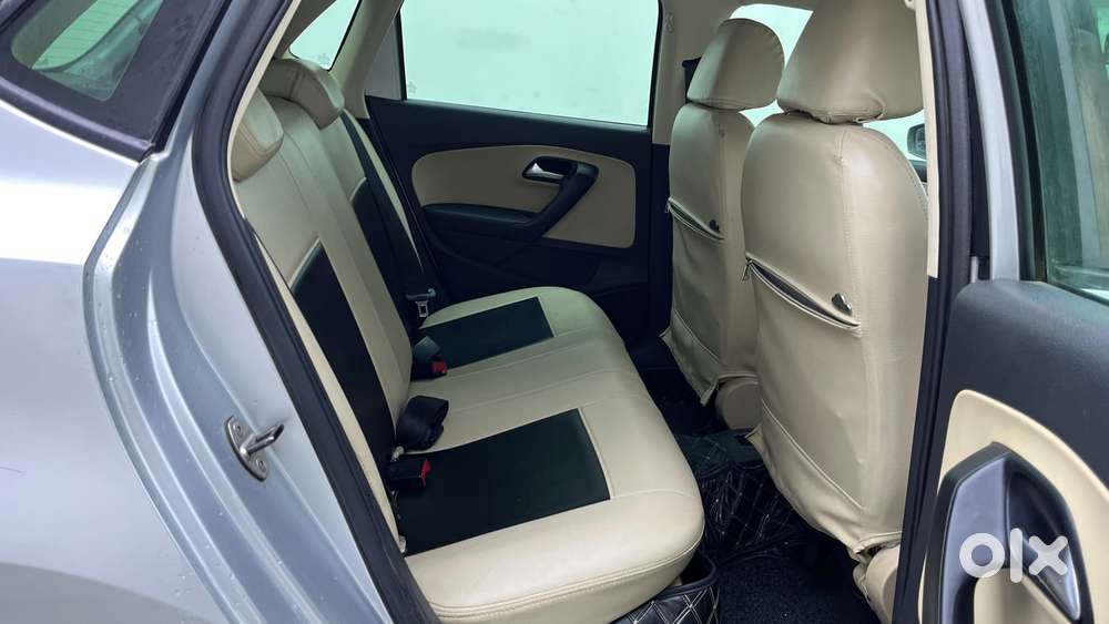 Volkswagen Polo Petrol Highline 1.2l, 2015, Petrol