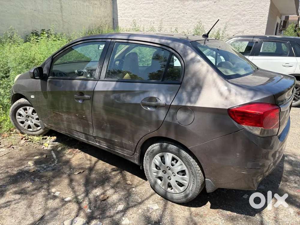 Honda Amaze 2013 Petrol  Single Hand