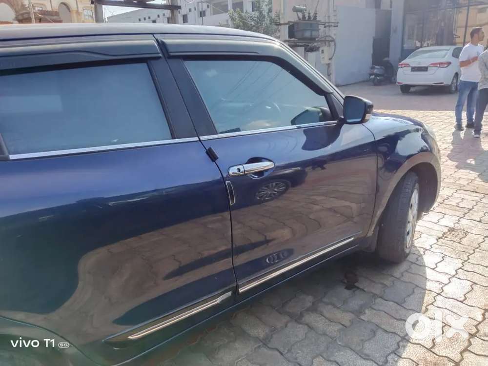 Maruti Suzuki Swift 2022 Petrol 41000km Driven