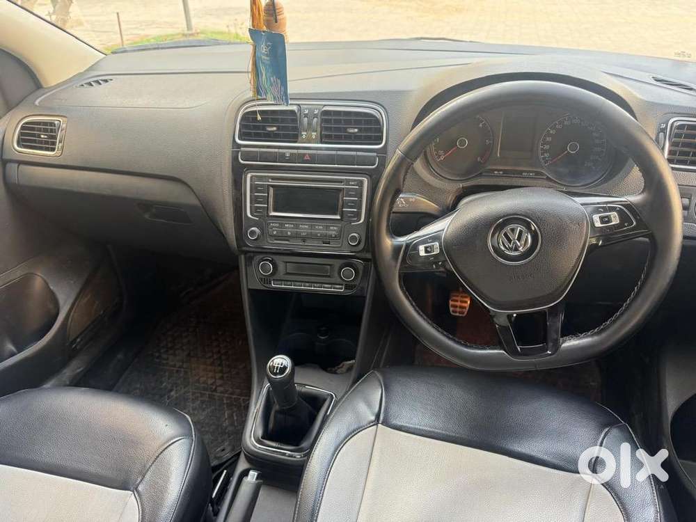 Volkswagen Polo 2015