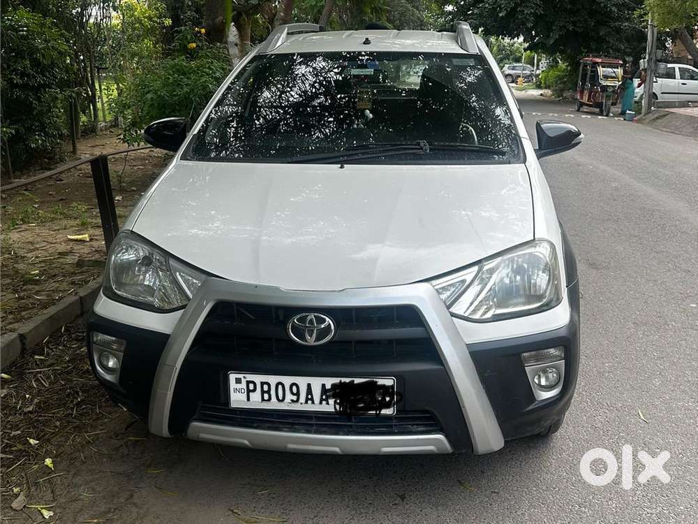 Toyota Etios Cross 2016 Diesel Well Maintained