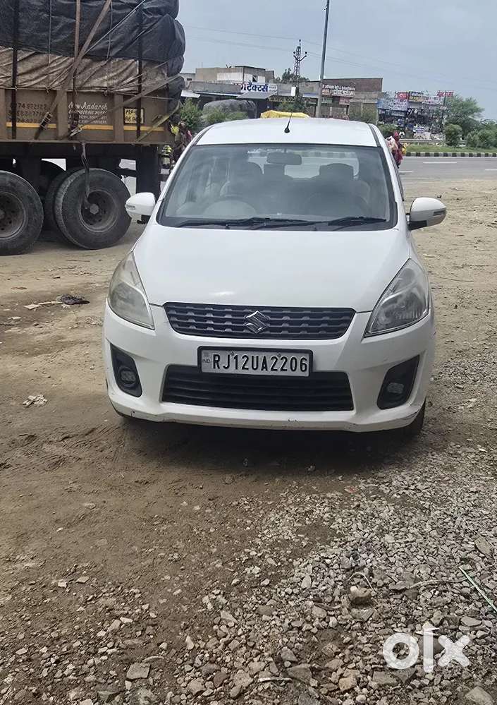 Maruti Suzuki Ertiga Vxi 2014