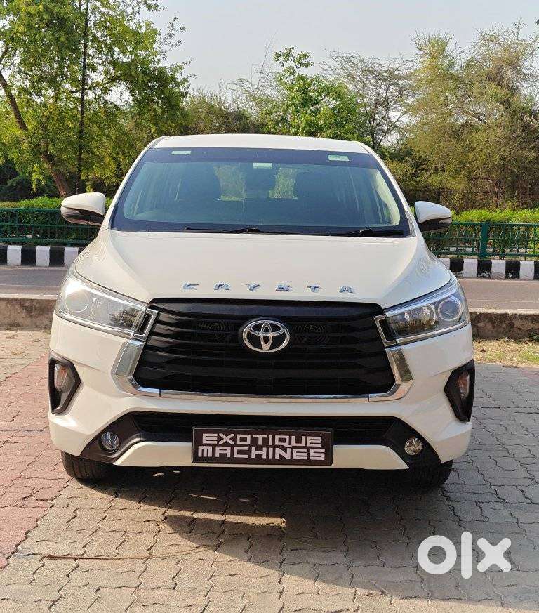 Toyota Innova Crysta 2.4 G Mt, 2022, Diesel