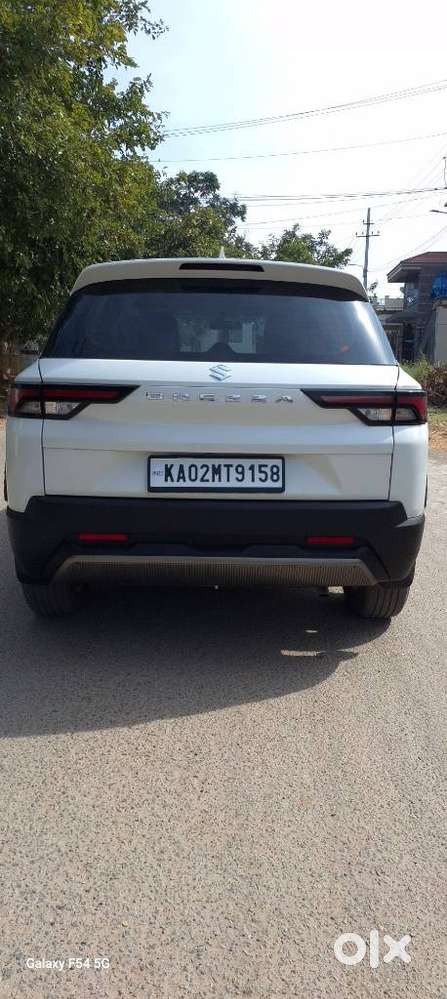 Maruti Suzuki Brezza 1.5 Vxi Cng, 2023, Cng & Hybrids