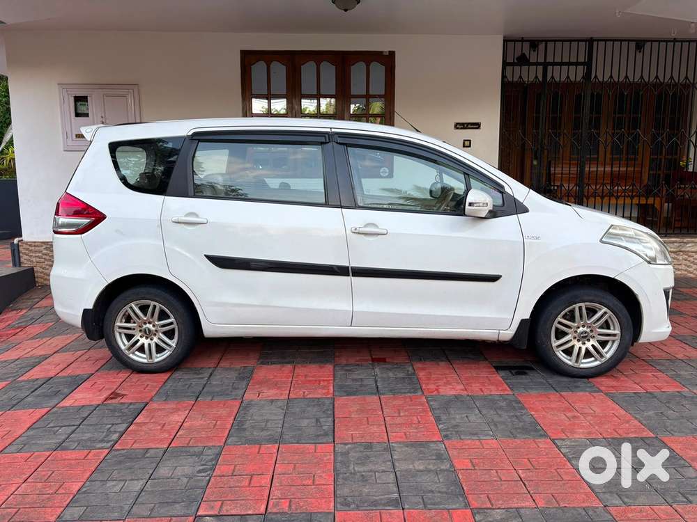 Maruti Suzuki Ertiga 2012 Diesel Well Maintained