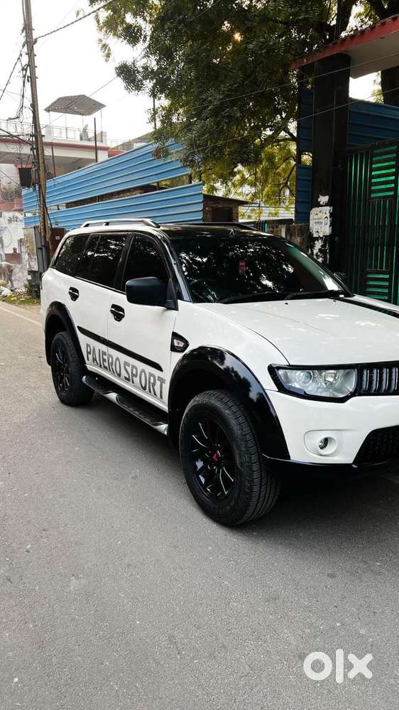 Mitsubishi Pajero Sport 2.5 Manual, 2014, Diesel