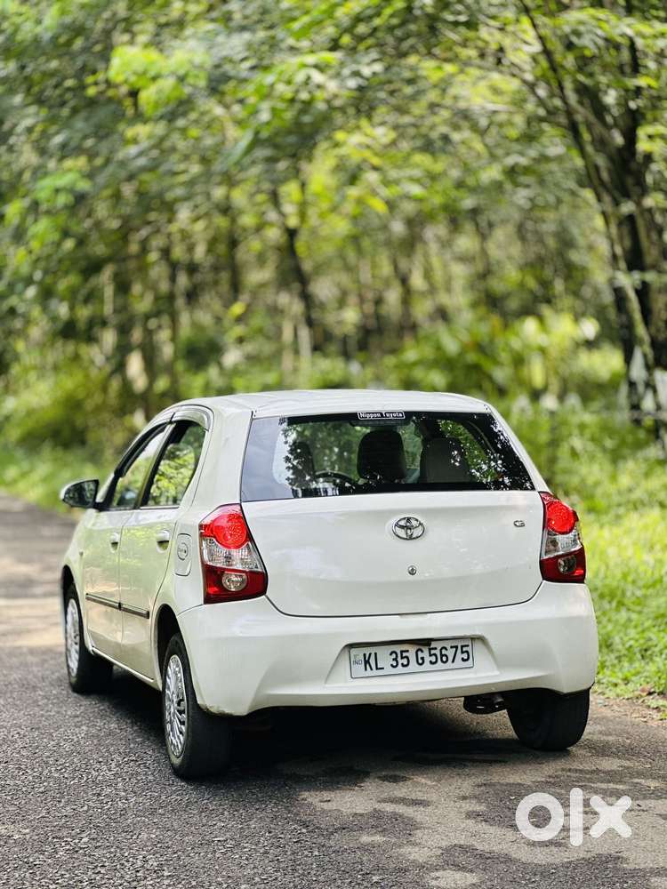 Toyota Etios Liva G Exclusive, 2016, Petrol