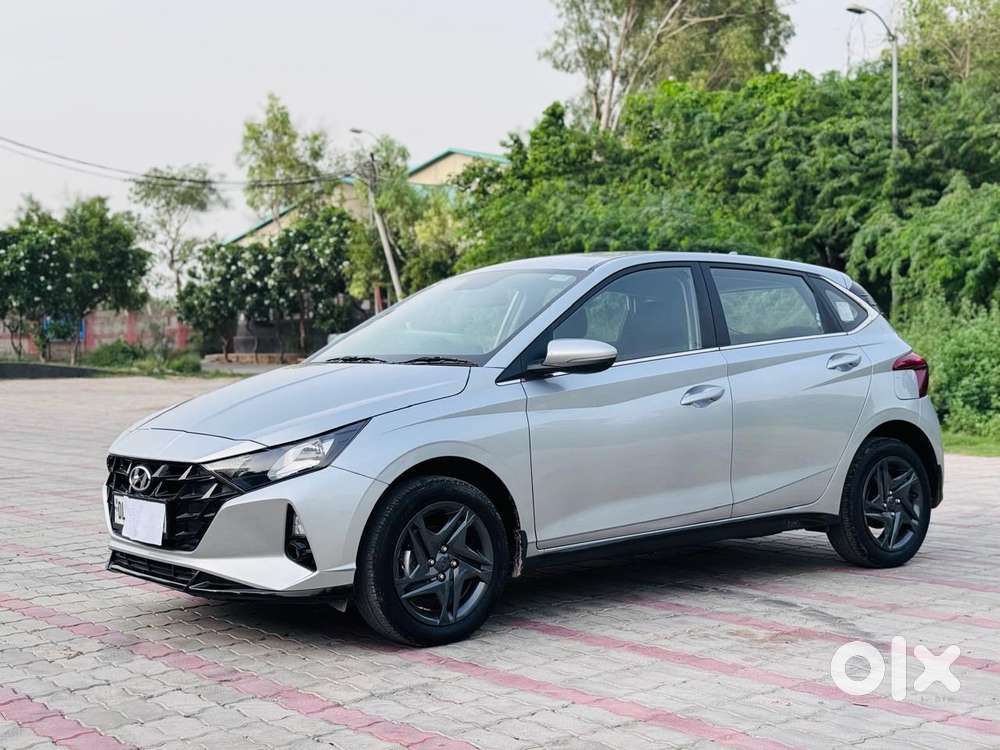 Hyundai I20 Sportz 1.2 Ivt, 2023, Petrol