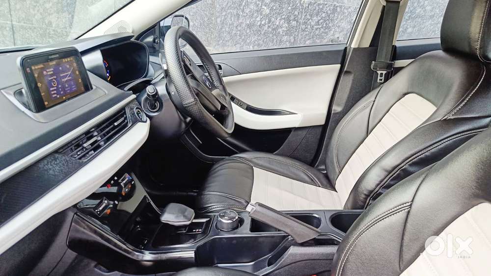 Tata Nexon Creative 1.2 Revotron Petrol 6 Amt, 2023, Petrol