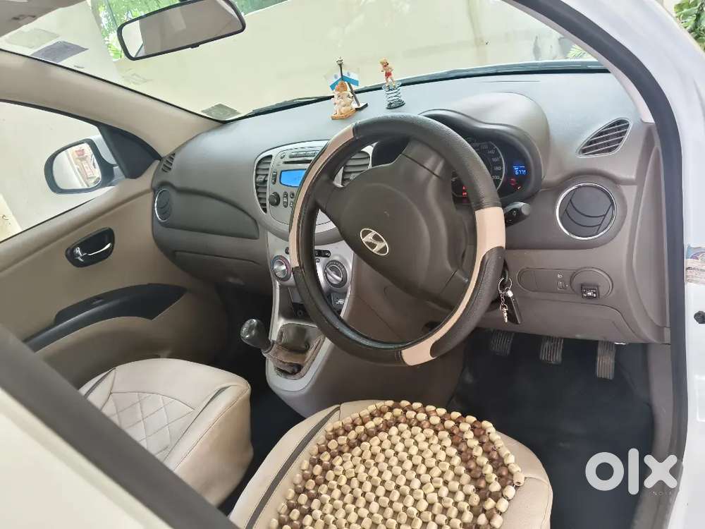Hyundai I10 Sportz 2013 Petrol With Cng