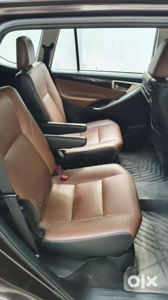 Toyota Innova Crysta 2017 Diesel Well Maintained