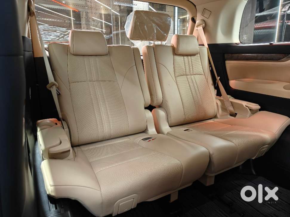 Toyota Vellfire Vip – Executive Lounge, 2020, Petrol