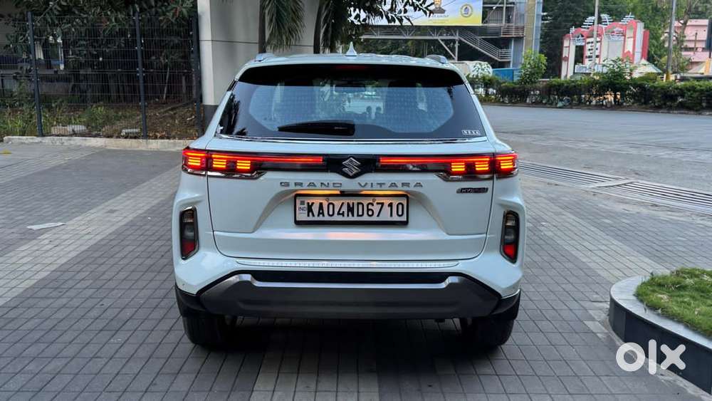 Maruti Suzuki Grand Vitara Alpha Smart Hybrid, 2024, Petrol