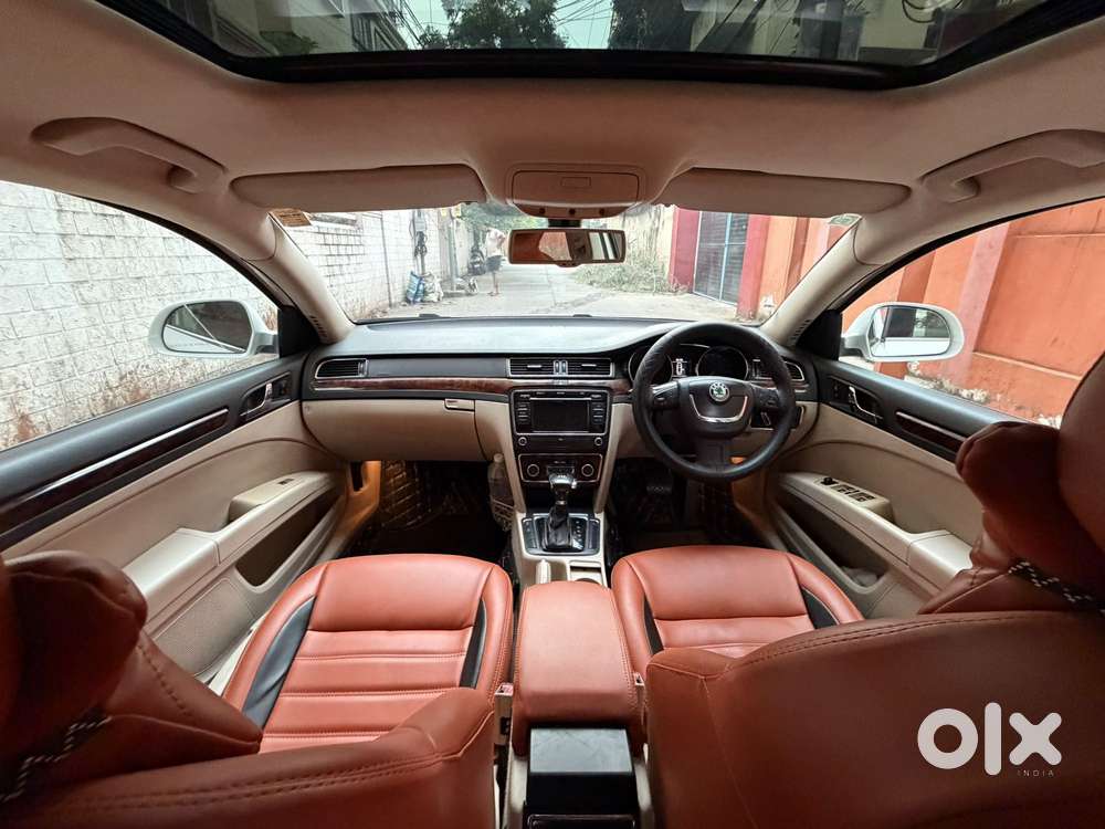 Skoda Superb 1.8 Elegance Tsi At, 2011, Petrol