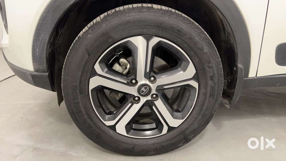 Tata Nexon 1.2 Revotron Xz Plus (s), 2021, Petrol