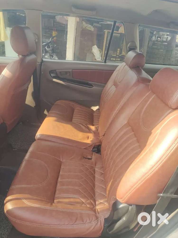 Toyota Innova 2.5 G 2015
