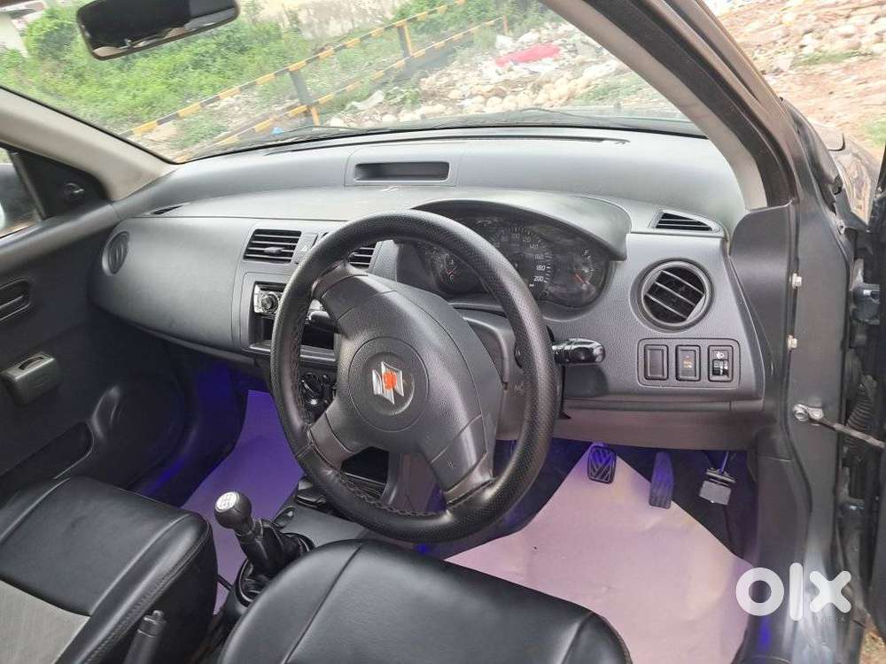 Maruti Suzuki Swift Vxi + Manual, 2009, Petrol