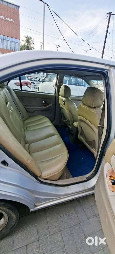 Hyundai Elantra 1.8 Sx Mt, 2005, Petrol