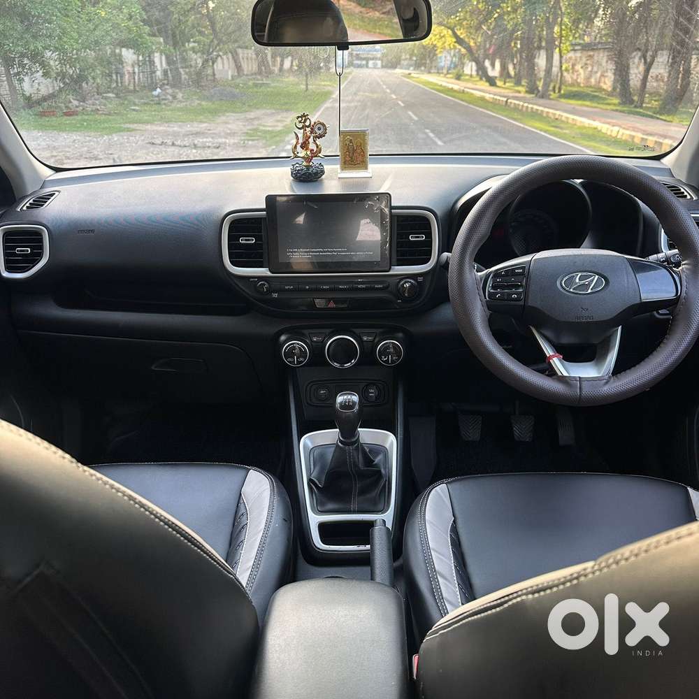 Hyundai Venue 1.2 S (o), 2021, Petrol