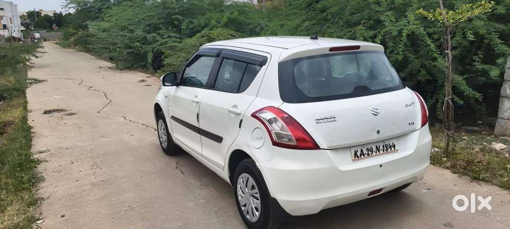 Maruti Suzuki Swift 1.2 Vxi (o), 2016, Petrol