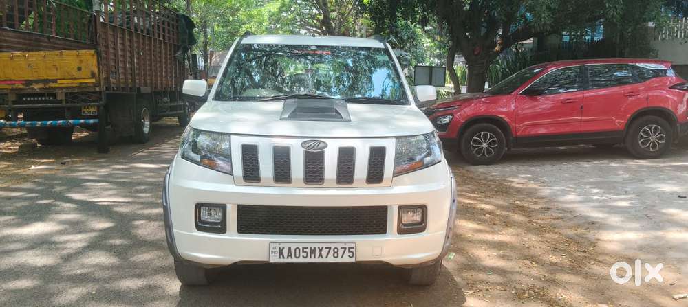 Mahindra Tuv 300 T10, 2018, Diesel