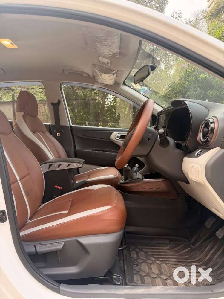 Hyundai Aura 1.2 Sx Cng, 2025, Petrol
