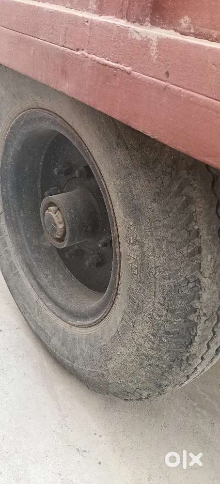 Trolley Bechni H Aur Chota Tractor Trolley Lena Hai