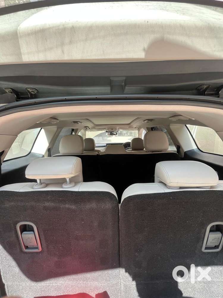 Mahindra Xuv700 2.2 Ax 7 Diesel Mt Luxury Pack Str, 2024, Diesel