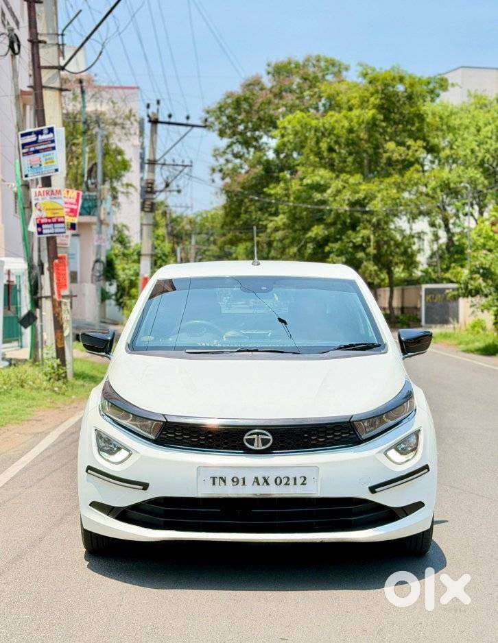 Tata Altroz Xz Plus (s), 2022, Petrol