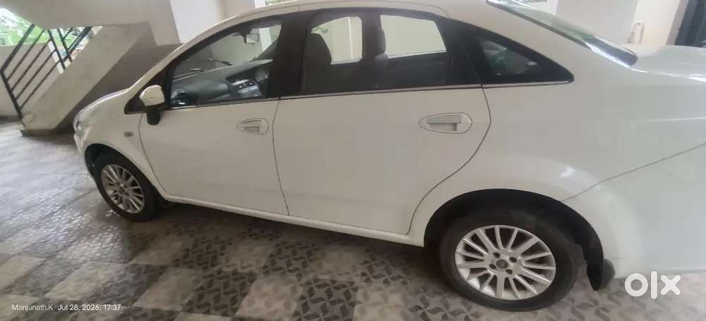 Fiat Linea T-jet 2014