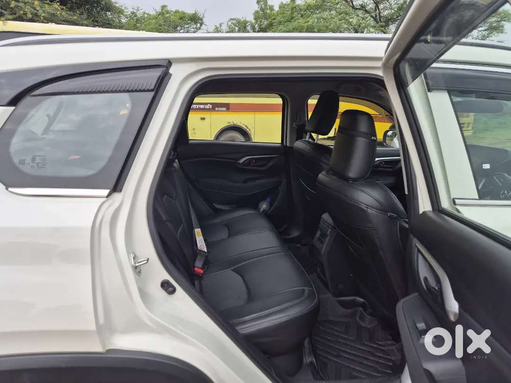 Toyota Urban Cruiser 2026 Hyryder Drive