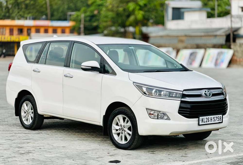 Toyota Innova Crysta 2.4 V 7 Str, 2017, Diesel