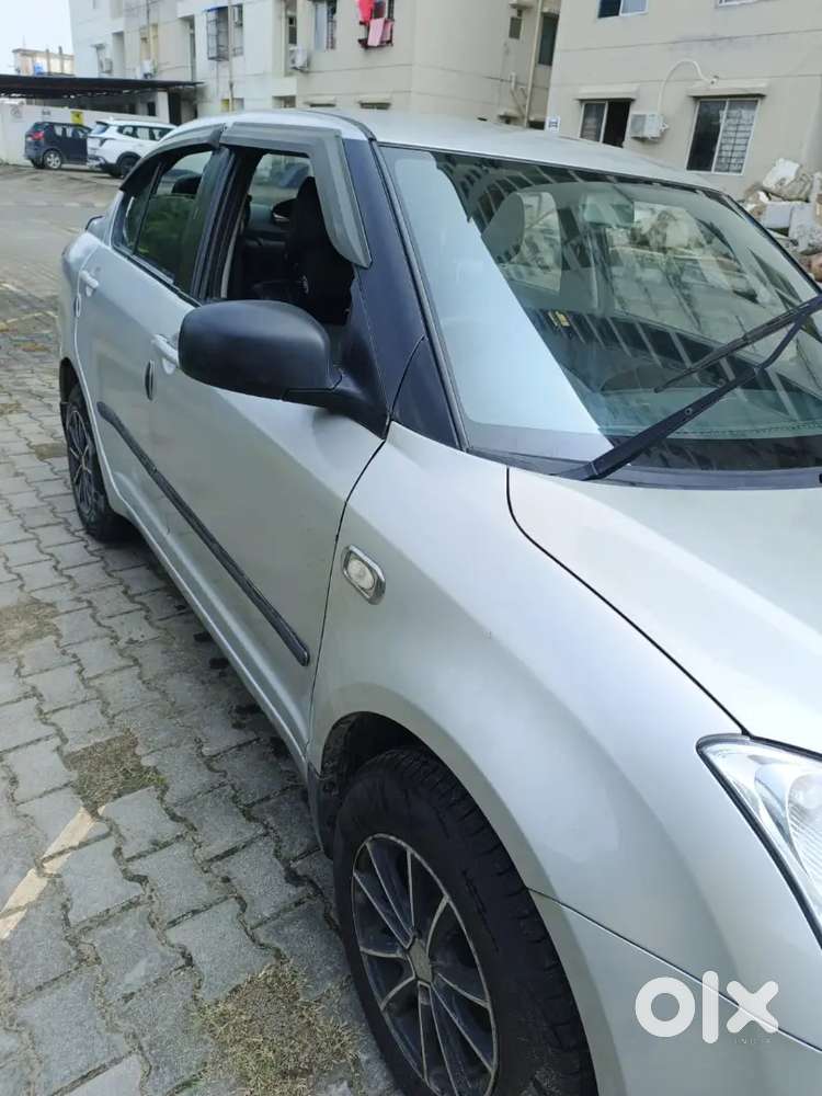 Maruti Suzuki Swift Dzire 2011