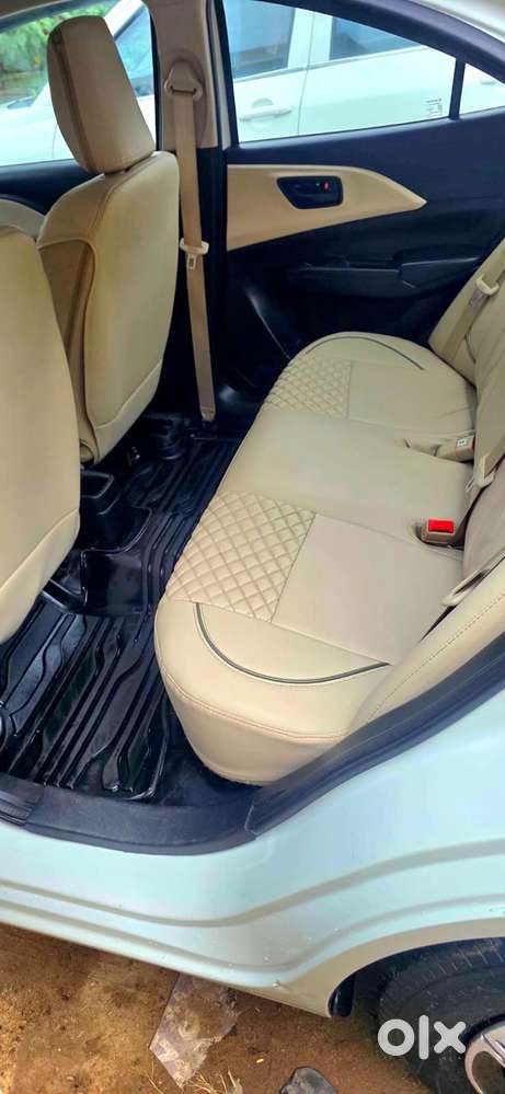 Maruti Suzuki Dzire 1.2 Vxi Cng, 2025, Cng & Hybrids