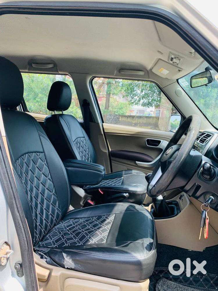 Mahindra Tuv 300 Mhawk100 T8, 2019, Diesel