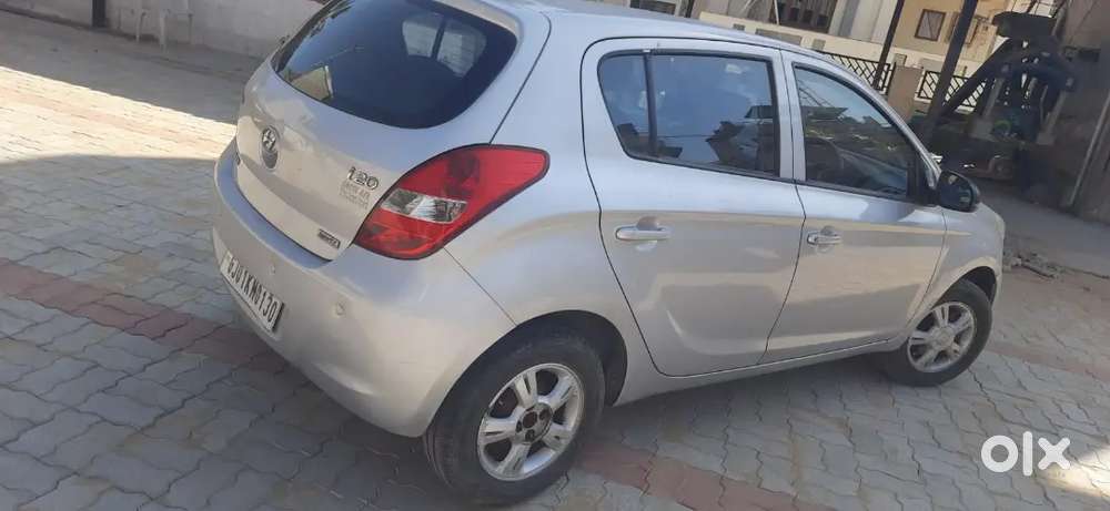 Hyundai I20 2011 Diesel 98000 Km Driven