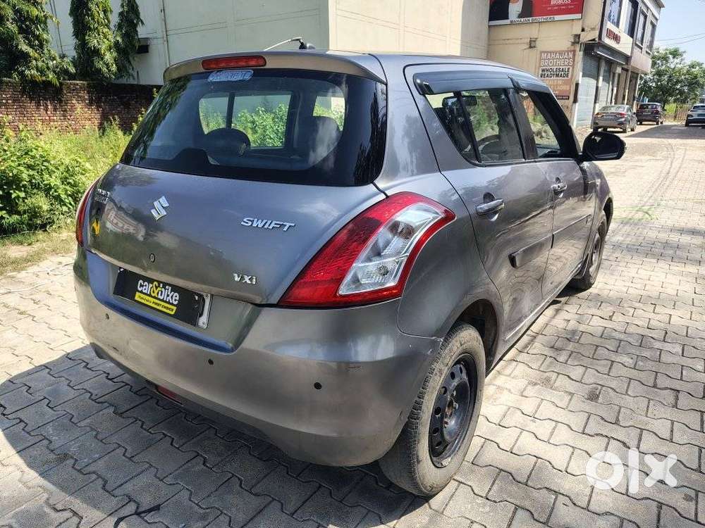 Maruti Suzuki Swift 1.2 Vxi (o), 2017, Petrol