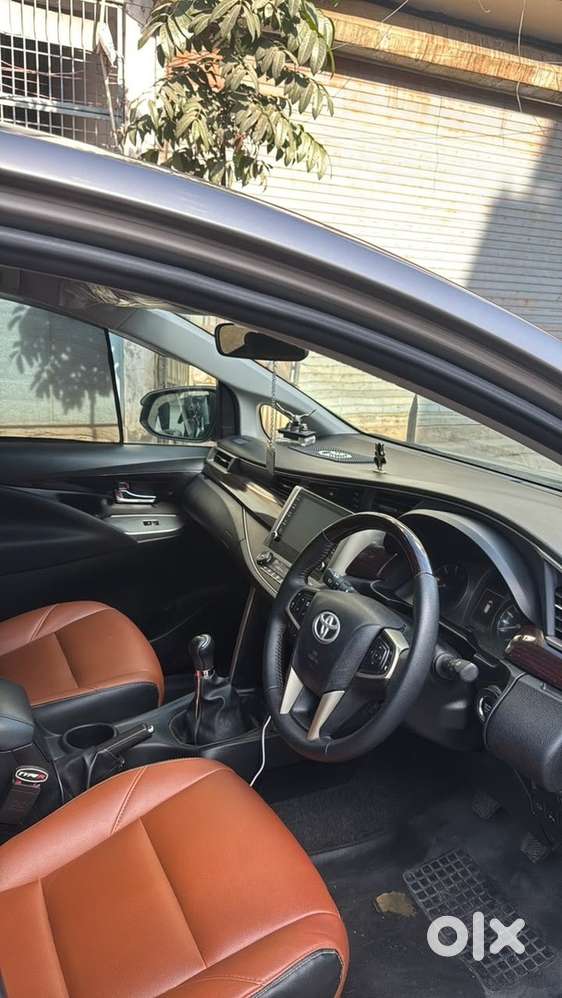 Toyota Innova Crysta 2021