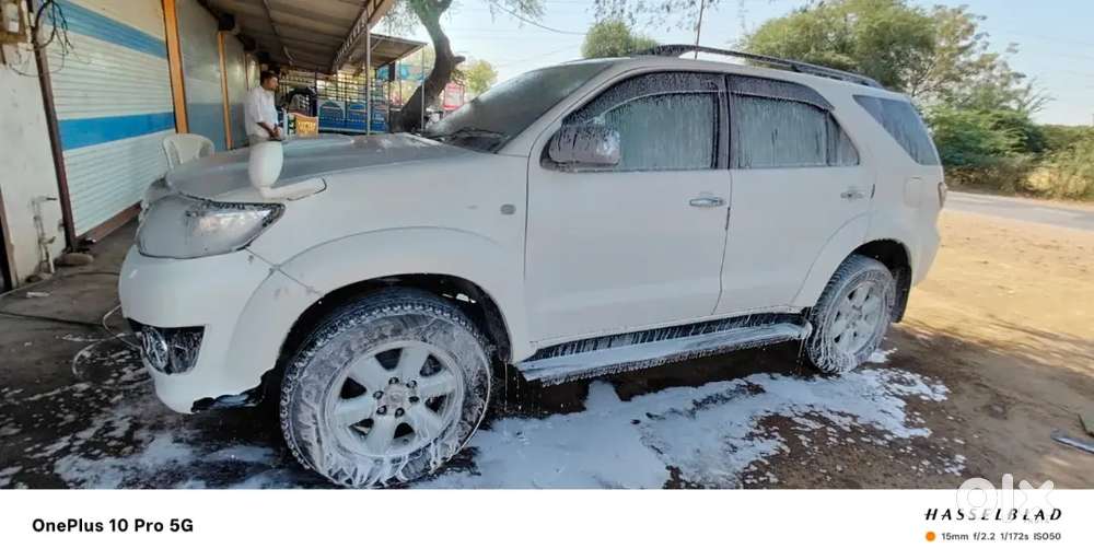 Toyota Fortuner Legender 2012
