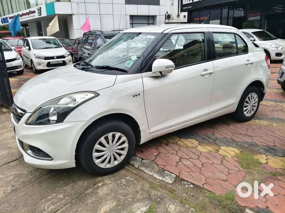 Maruti Suzuki Swift Dzire Vxi Optional, 2016, Petrol