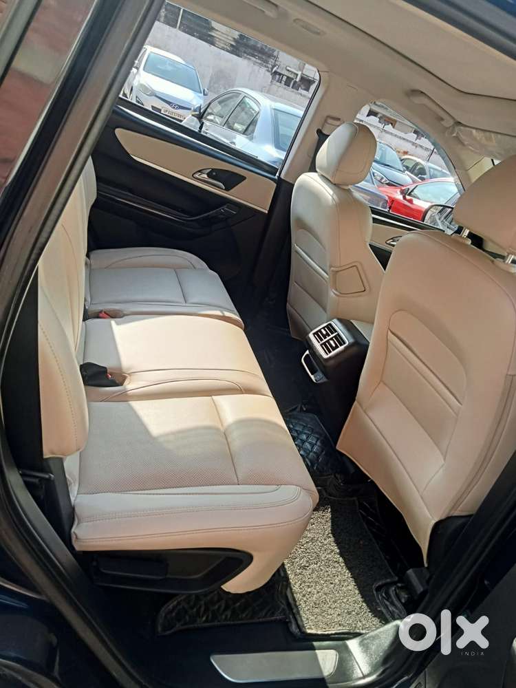 Mahindra Xuv700, 2022, Diesel