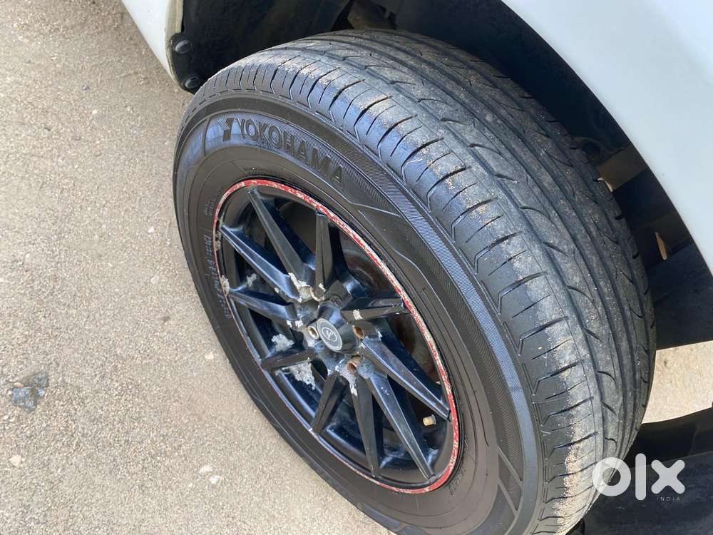 Maruti Suzuki Swift Vxi + Manual, 2015, Petrol