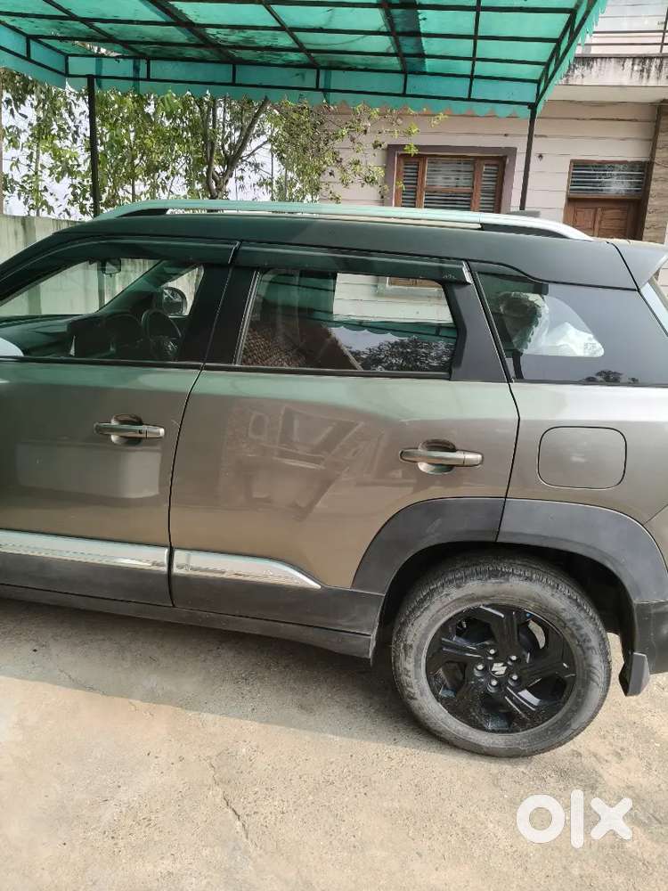 Maruti Suzuki Brezza 2023 Petrol 27000 Km Driven