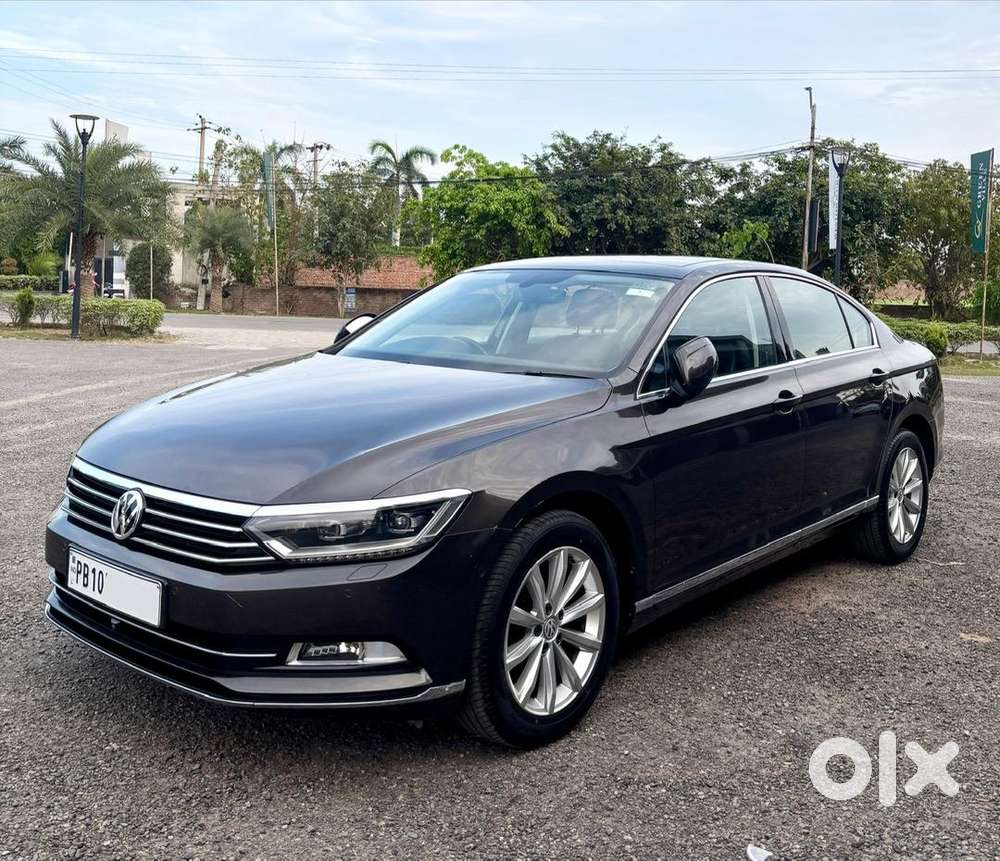 Volkswagen Pasad With Auto Park 2018/19 Only 62000km Driven