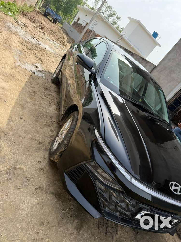 Hyundai Verna 2025 Petrol Well Maintained