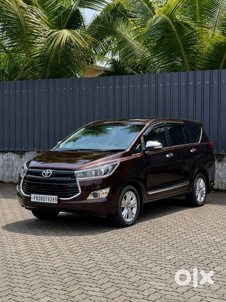 Toyota Innova Crysta 2.8 Z, 2017, Diesel