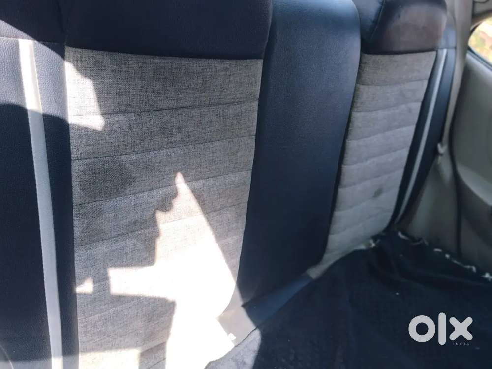 Hyundai Accent Hatchback 2010