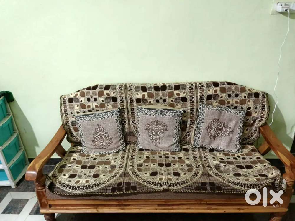Brand new sadhvan sofa