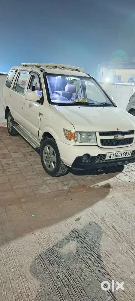 Chevrolet Tavera 2014 Diesel 300000 Km Driven